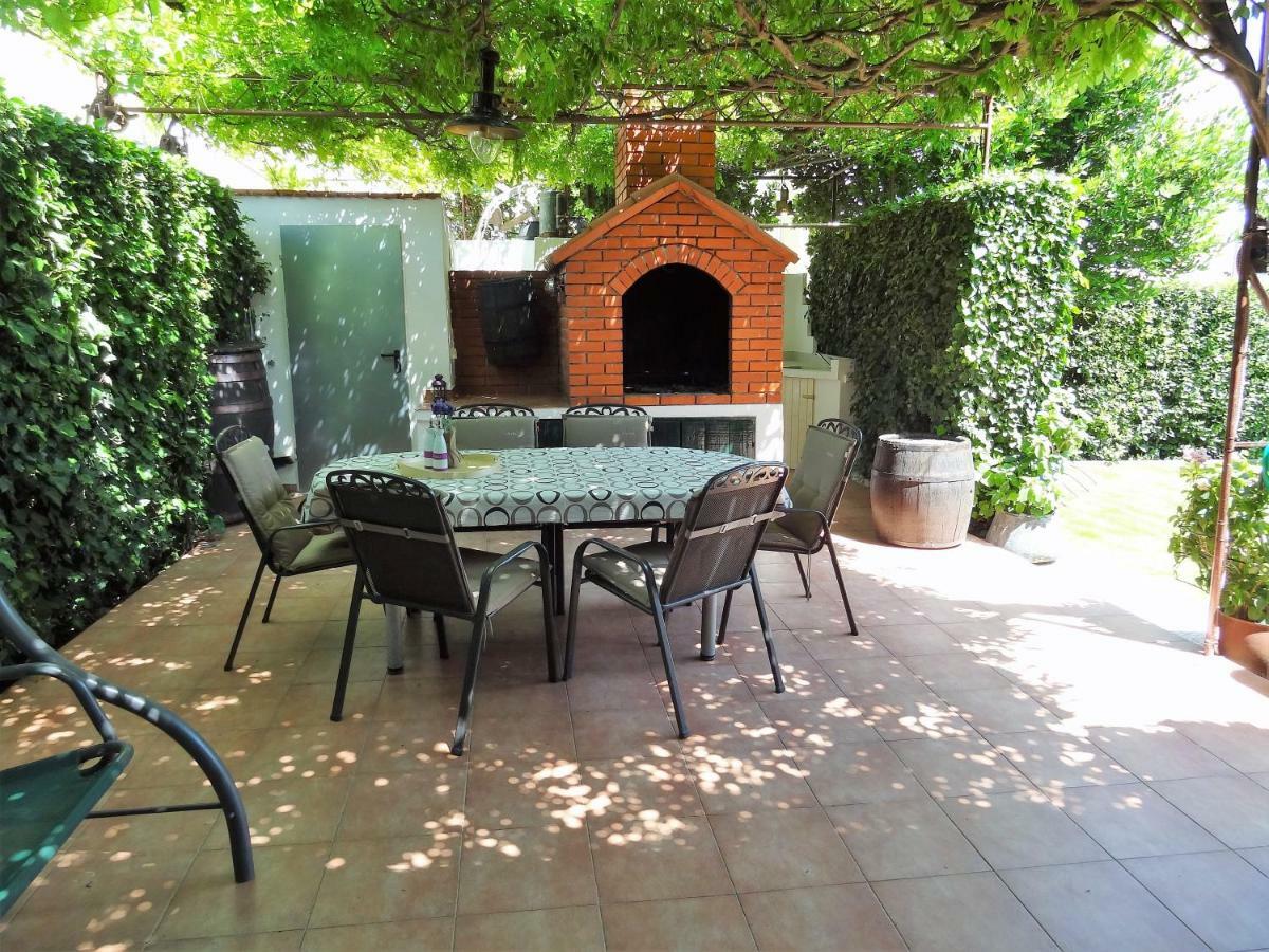 Apartment Bezic Kaštela Kültér fotó